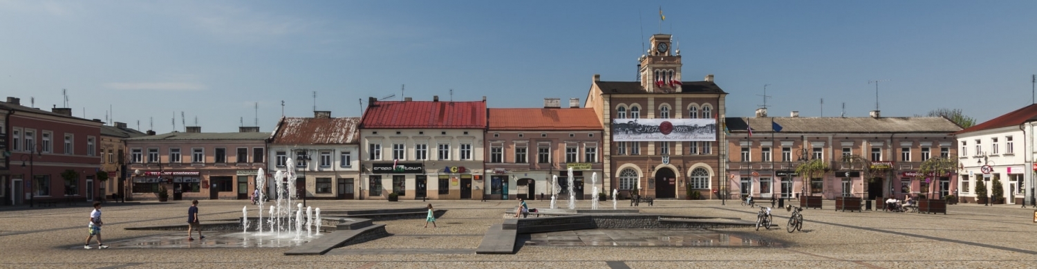 Rynek w Skierniewicach. Fot. Wikipedia